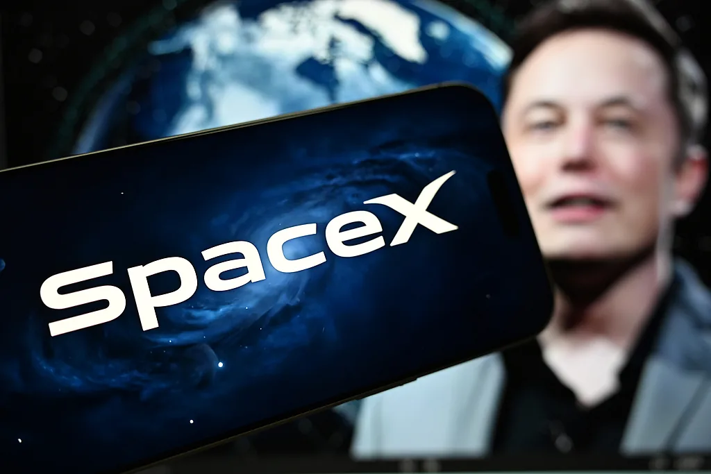 巴菲特也成了SpaceX股东？真相有点“绕”