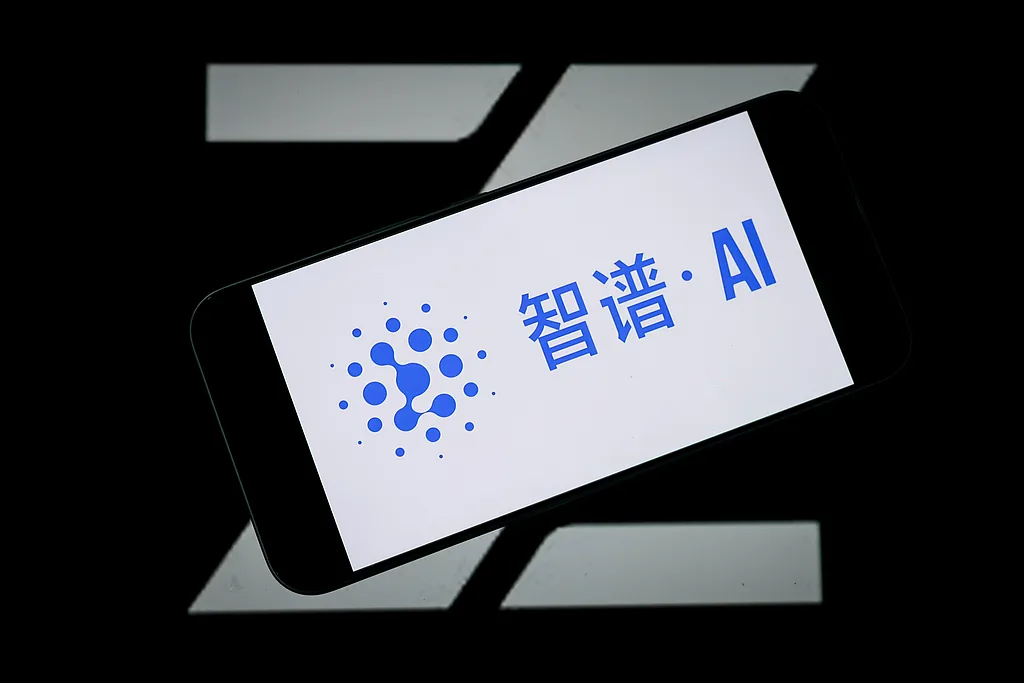 10万张国产算力卡扛起“牛来”：智谱开源GLM-5.3-Flash