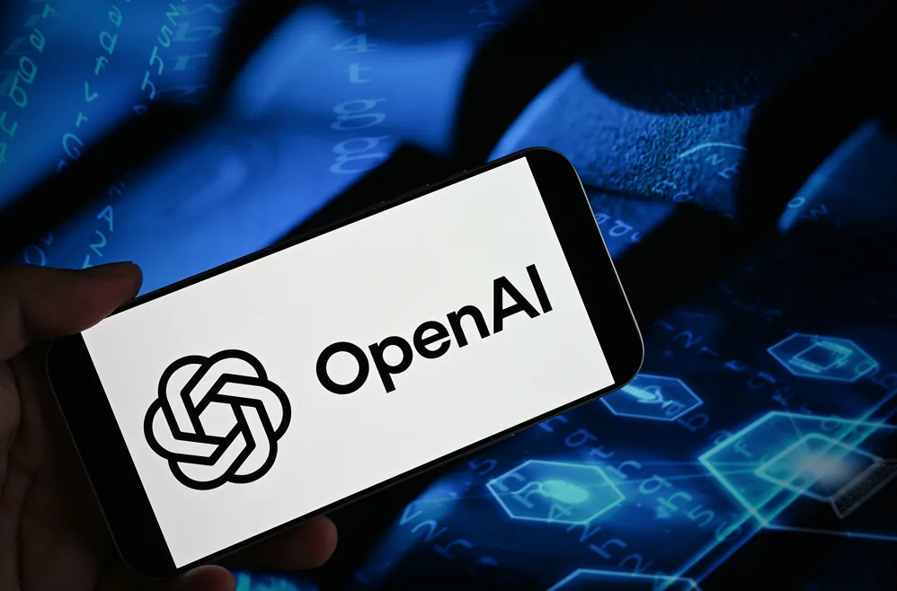 为AI硬件配“慧眼”？OpenAI被曝3亿美元收购AI光学影像公司