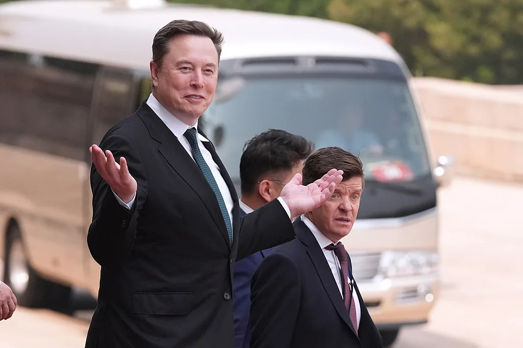 想要AI更安全，先让对手来"挑刺"：马斯克提议AI巨头在模型发布前相互测试