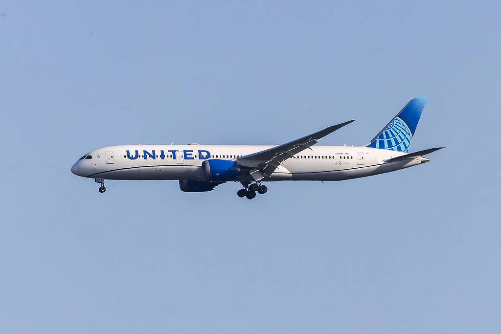 燃油成本高企重压航空业 美国航司官宣考虑削减航班